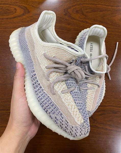 adidas yeezy 350.